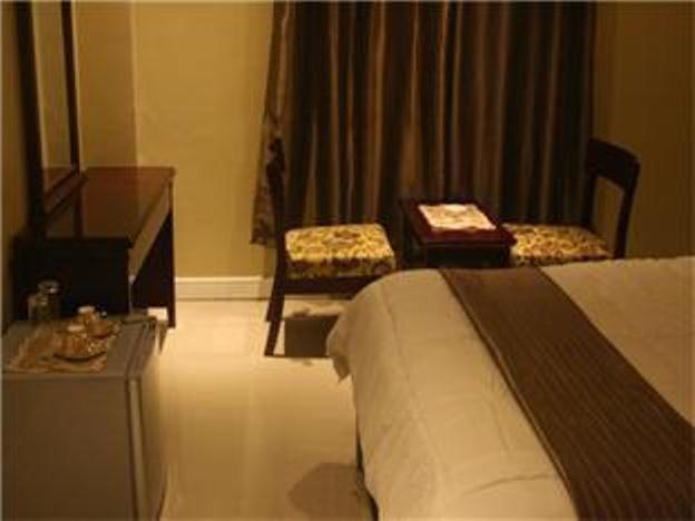 Clark Imperial Hotel Angeles Bilik gambar